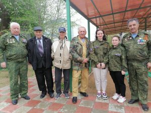 Астраханские патриоты на акции «Парта героев» и почтили память погибших при выполнении воинского долга